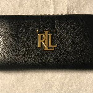 Ralph Lauren black ladies leather zip wallet great shape no wear